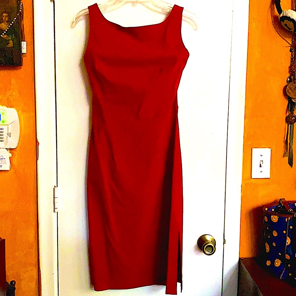 Classy and Alluring Hourglass Deep Red Retro Long Dress